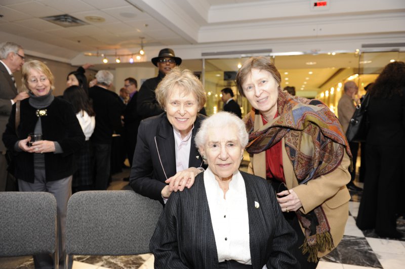 Dr Roberta Bondar with Eleanor Koldofsky and Barbara Bondar